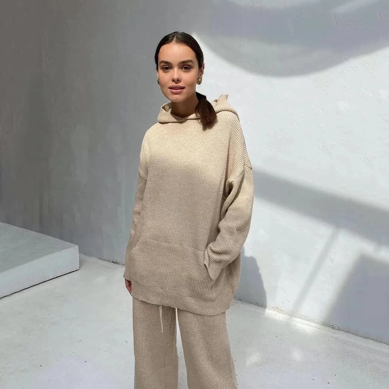 Autumn And Winter Women's New Fashion Sportswear Hoodie Set, Commuting Style Loose And Comfortable Casual Ladies Two-piece Set.