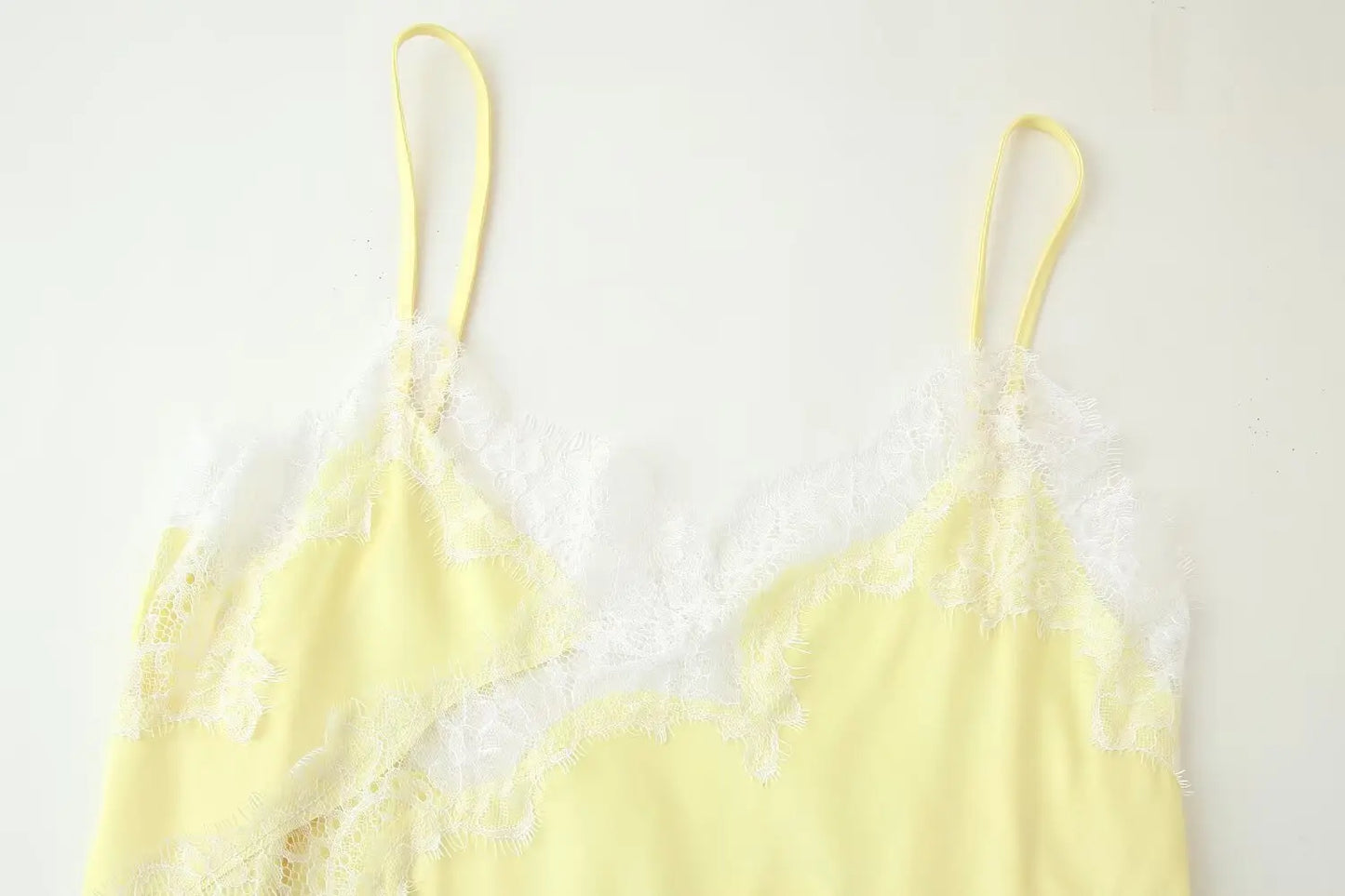 TRAFZA Sexy Chic Brown Lace Women Dress V Neck Cami Backless Party Dress Fashion 2025 Summer Fall Y2K Girl Evening Club Dress