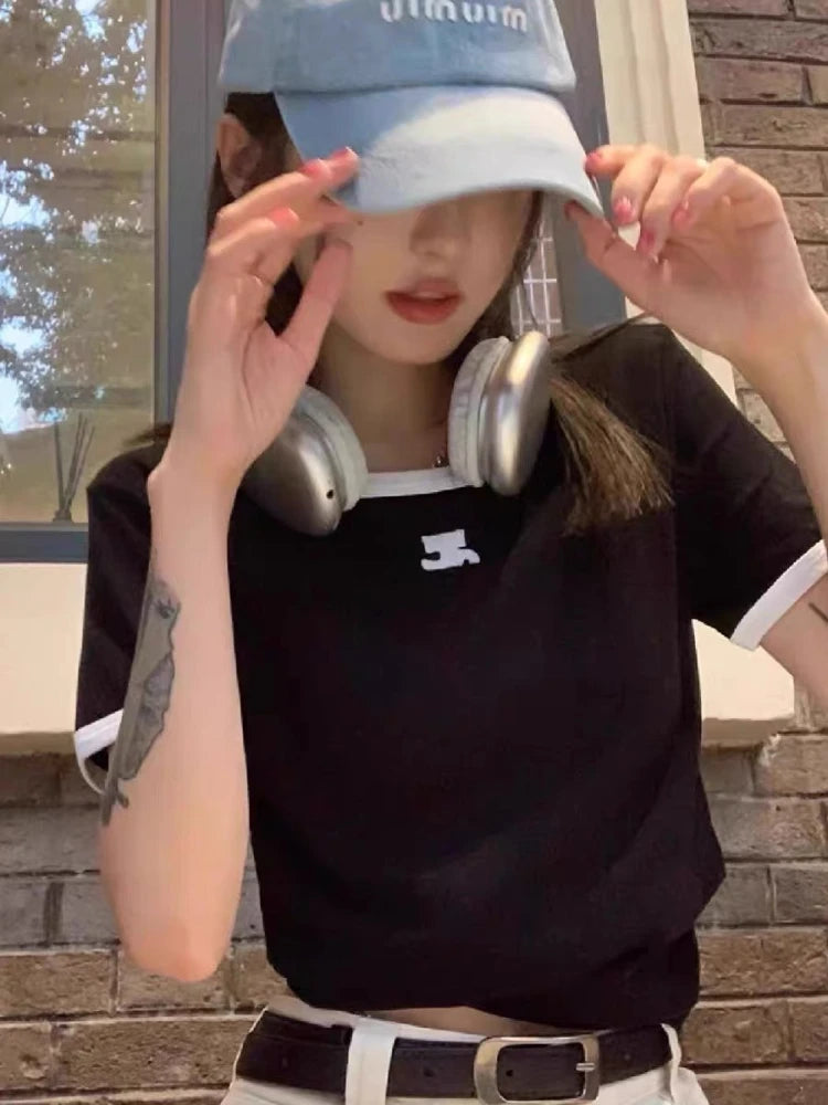 American Retro Short Sleeve T-shirt Women Streetwear Slim Fit Casual Embroidery Print Top Y2k Lady Korean Fashion Summer Clothes