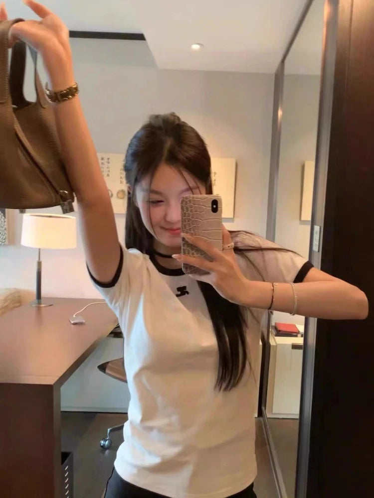 American Retro Short Sleeve T-shirt Women Streetwear Slim Fit Casual Embroidery Print Top Y2k Lady Korean Fashion Summer Clothes