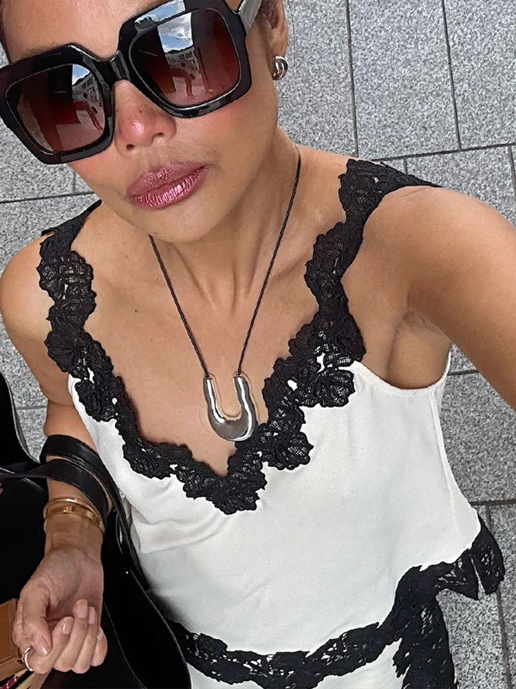 Lace Patchwork Vest Slit Skirts 2 Piece Set Woman V-Neck Sleeveless Sexy Tops Hollow Slim High Waist Skirt Fashion Out Suits