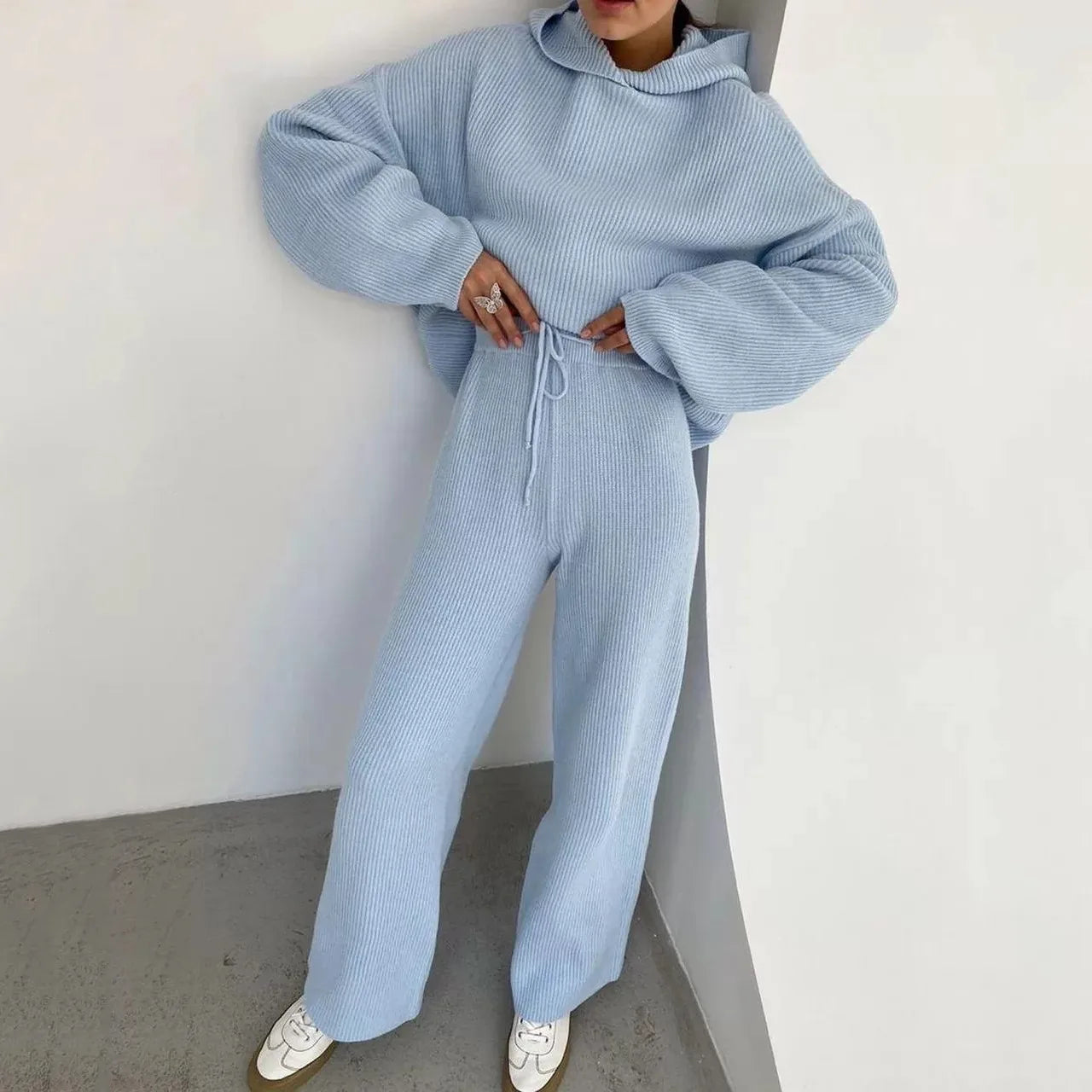 Autumn And Winter Women's New Fashion Sportswear Hoodie Set, Commuting Style Loose And Comfortable Casual Ladies Two-piece Set.