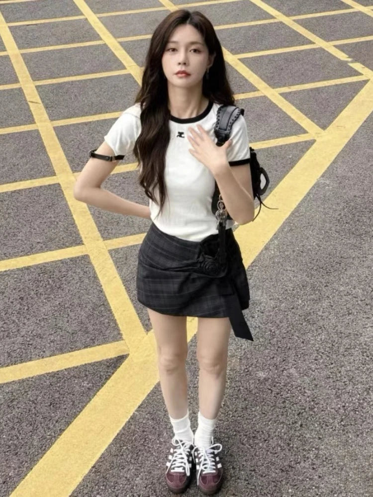 American Retro Short Sleeve T-shirt Women Streetwear Slim Fit Casual Embroidery Print Top Y2k Lady Korean Fashion Summer Clothes