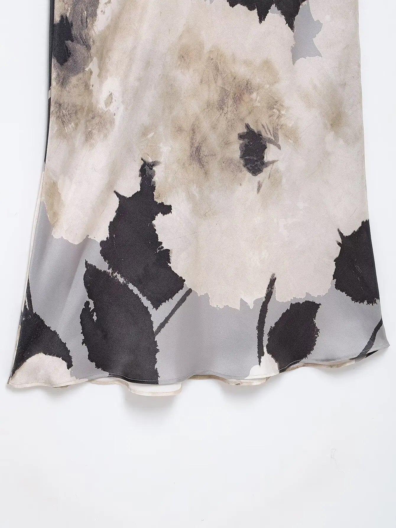 TRAFZA Women 2025 Spring Fashion Silk Satin Texture Long Sleeve Printed Shirt Button Midi Skirt Suit Female Printed Set