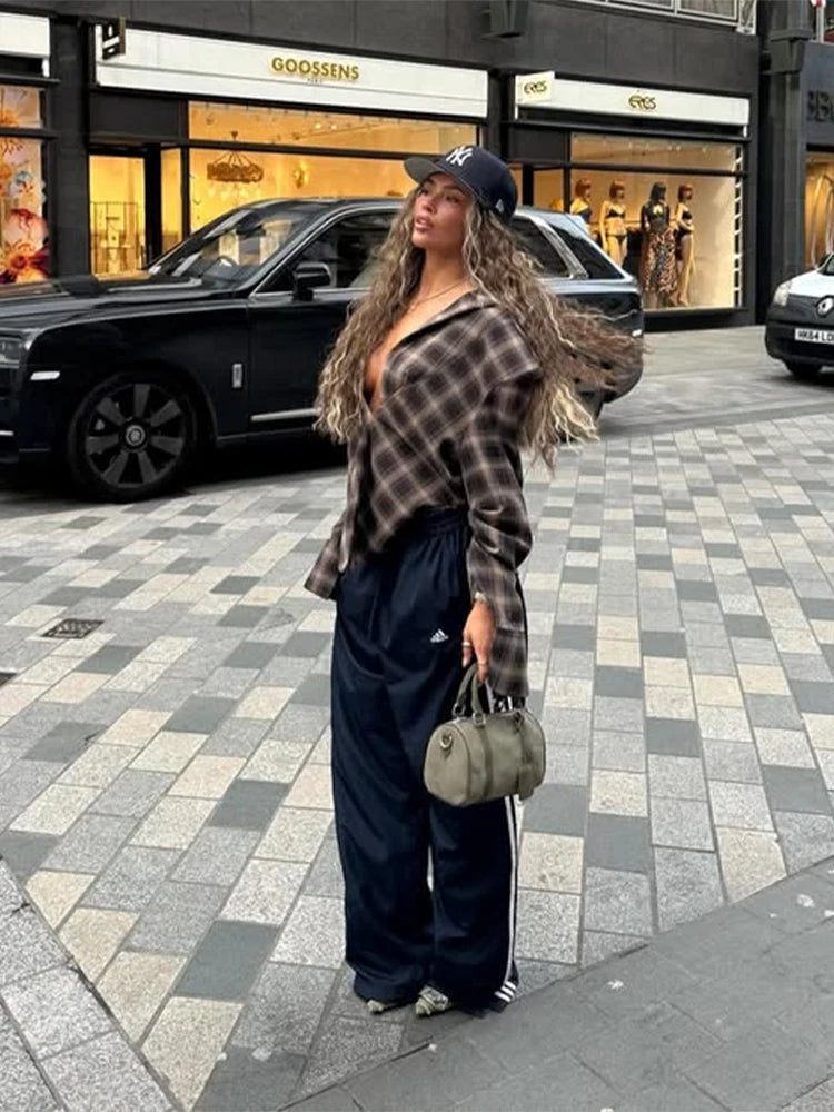 Vintage Plaid V-neck Shirts Women Sexy Patchwork Full Sleeve Loose Pleated Blouse Female 2025 Fashion Autumn Lady Outwears